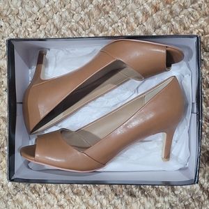 Like New Ann Taylor Open Toe Pumps-Size 7.5